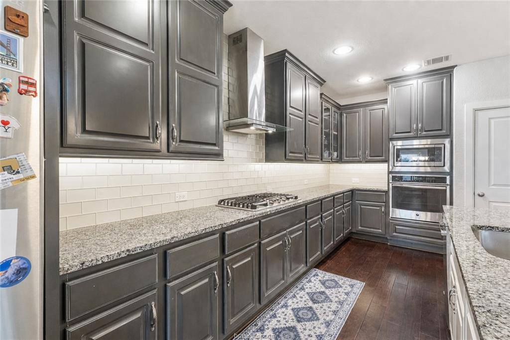 2611 Kinnersley Court, College Station, TX 77845