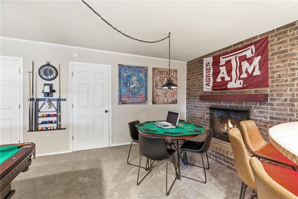 3902 Stillmeadow Drive, Bryan, TX 77802