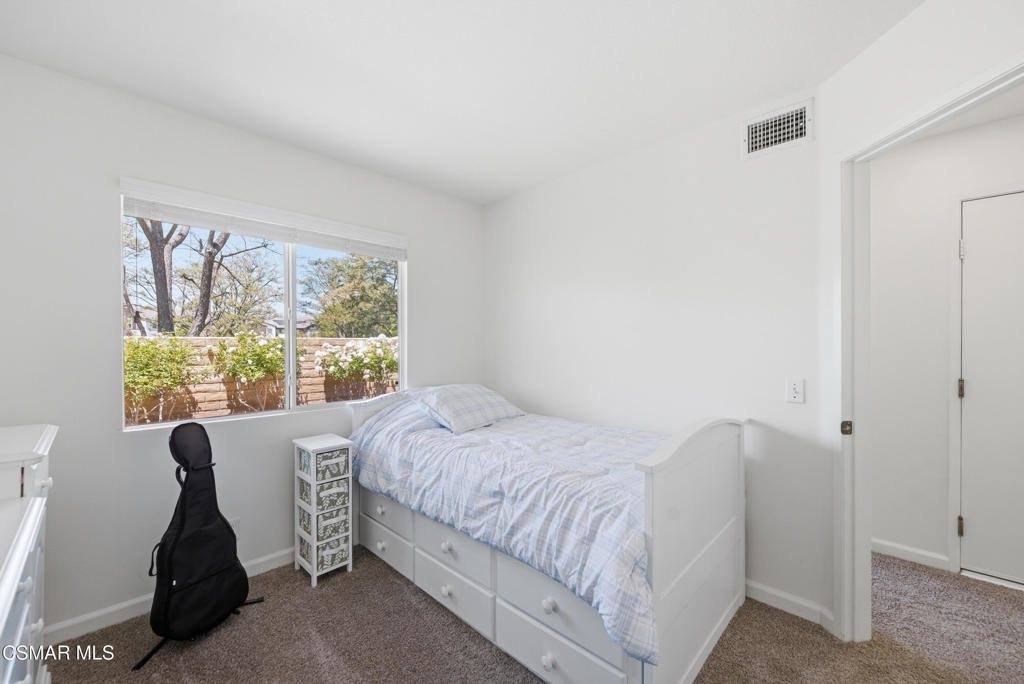 173 Harpstone Lane, Simi Valley, CA 93065