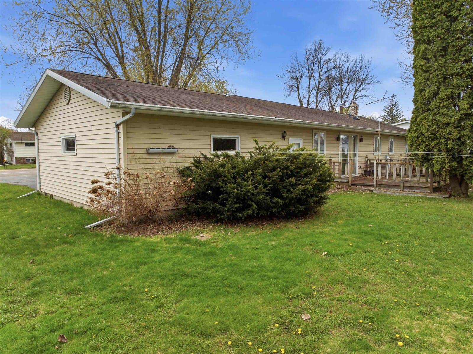 606 E Clark Street, Spencer, WI 54479
