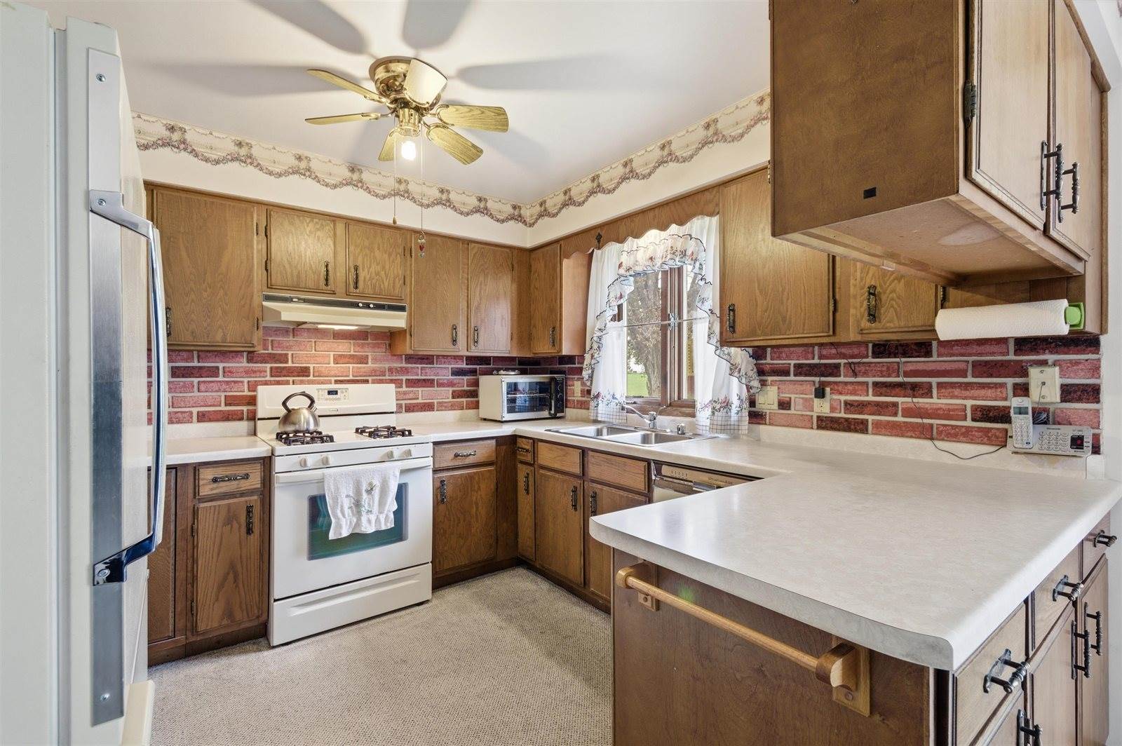 606 E Clark Street, Spencer, WI 54479