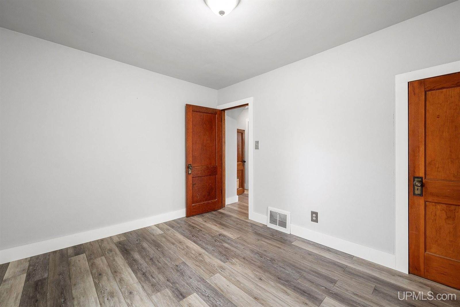 414 Peninsula Street, Negaunee, MI 49866