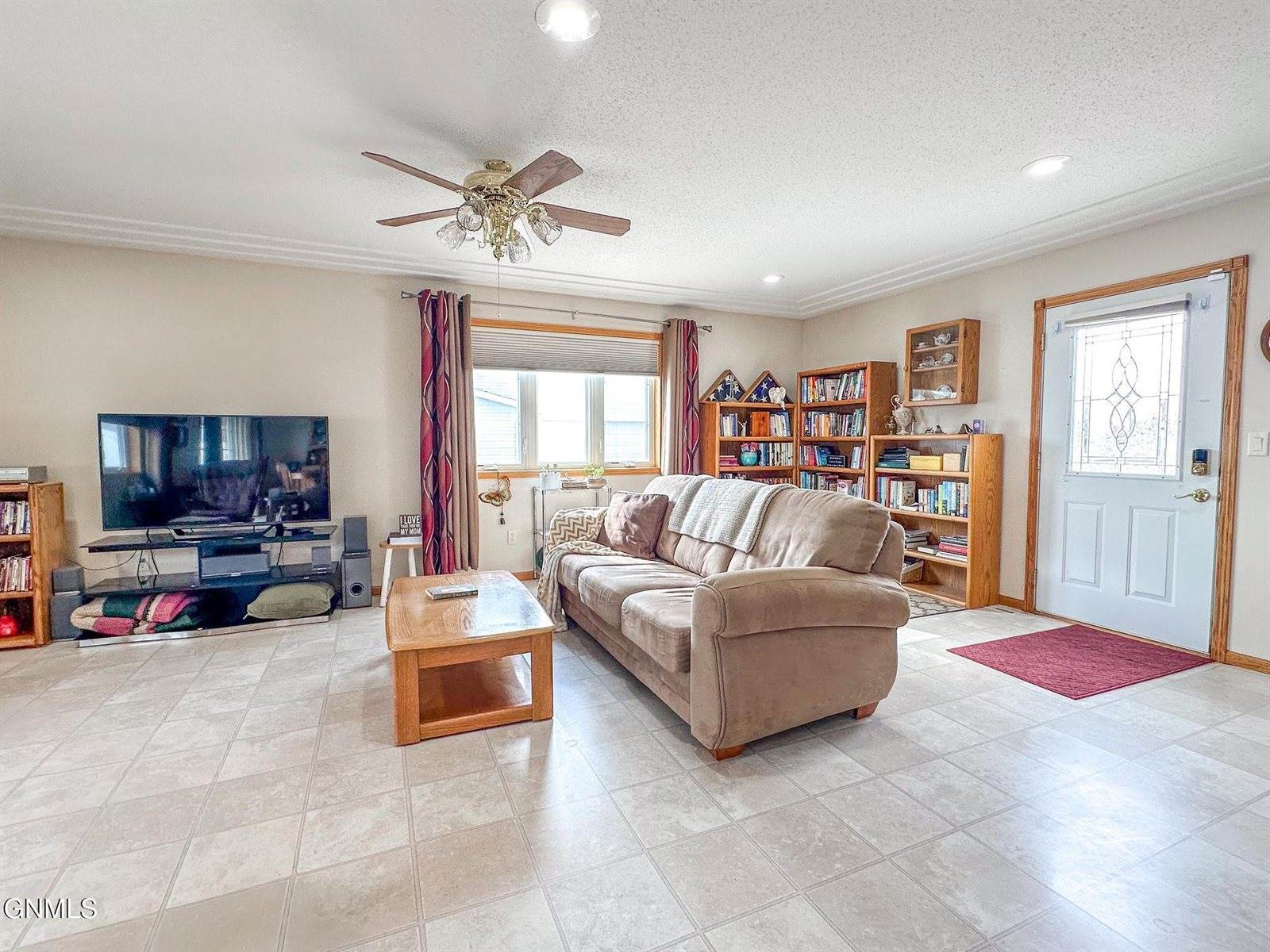 3015 Colorado Drive, Bismarck, ND 58503