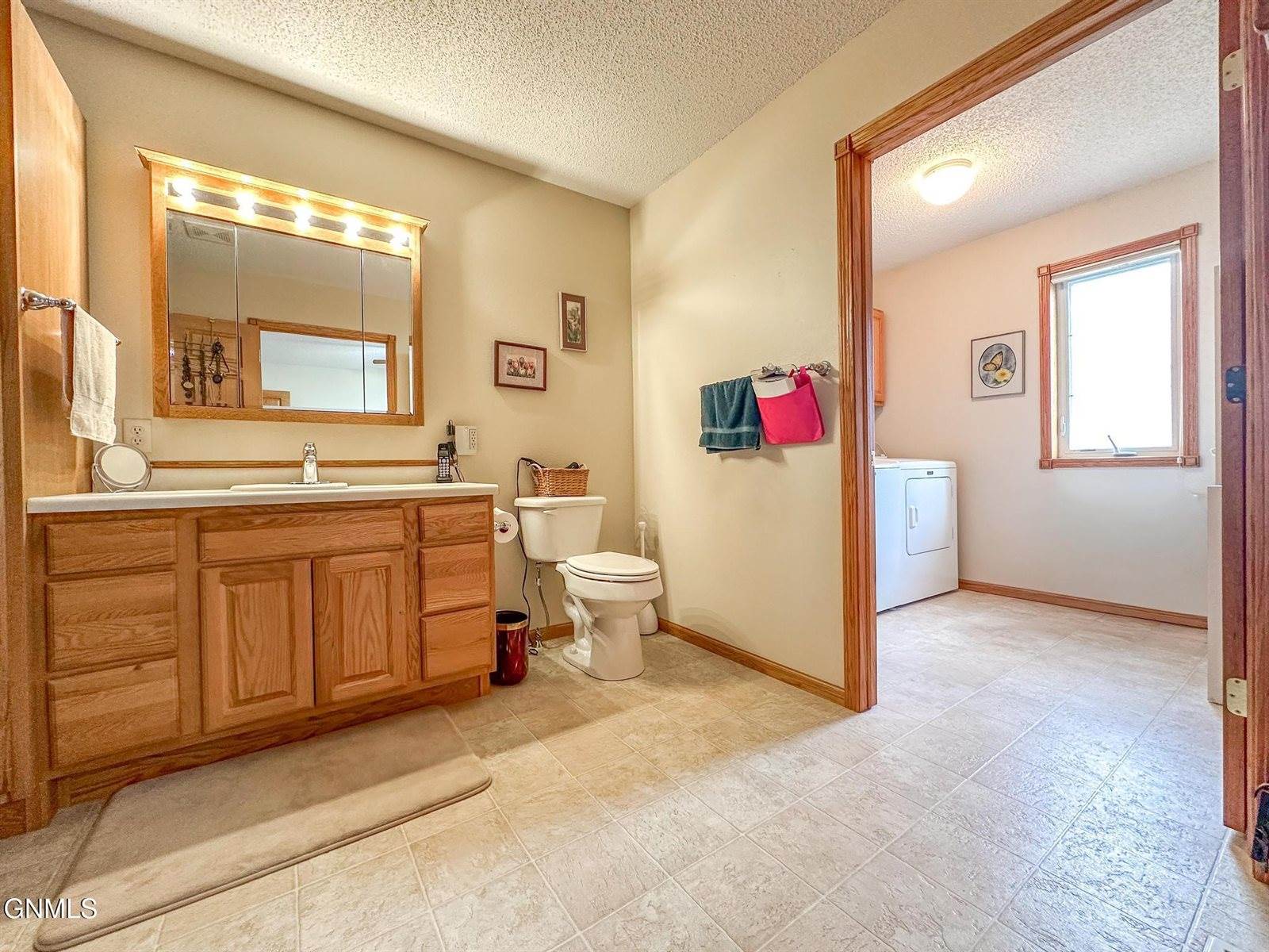 3015 Colorado Drive, Bismarck, ND 58503