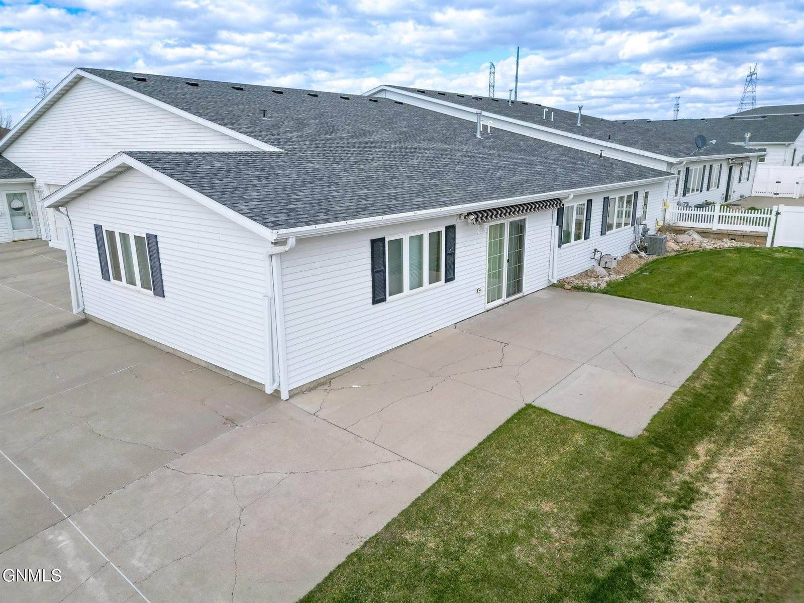 3015 Colorado Drive, Bismarck, ND 58503