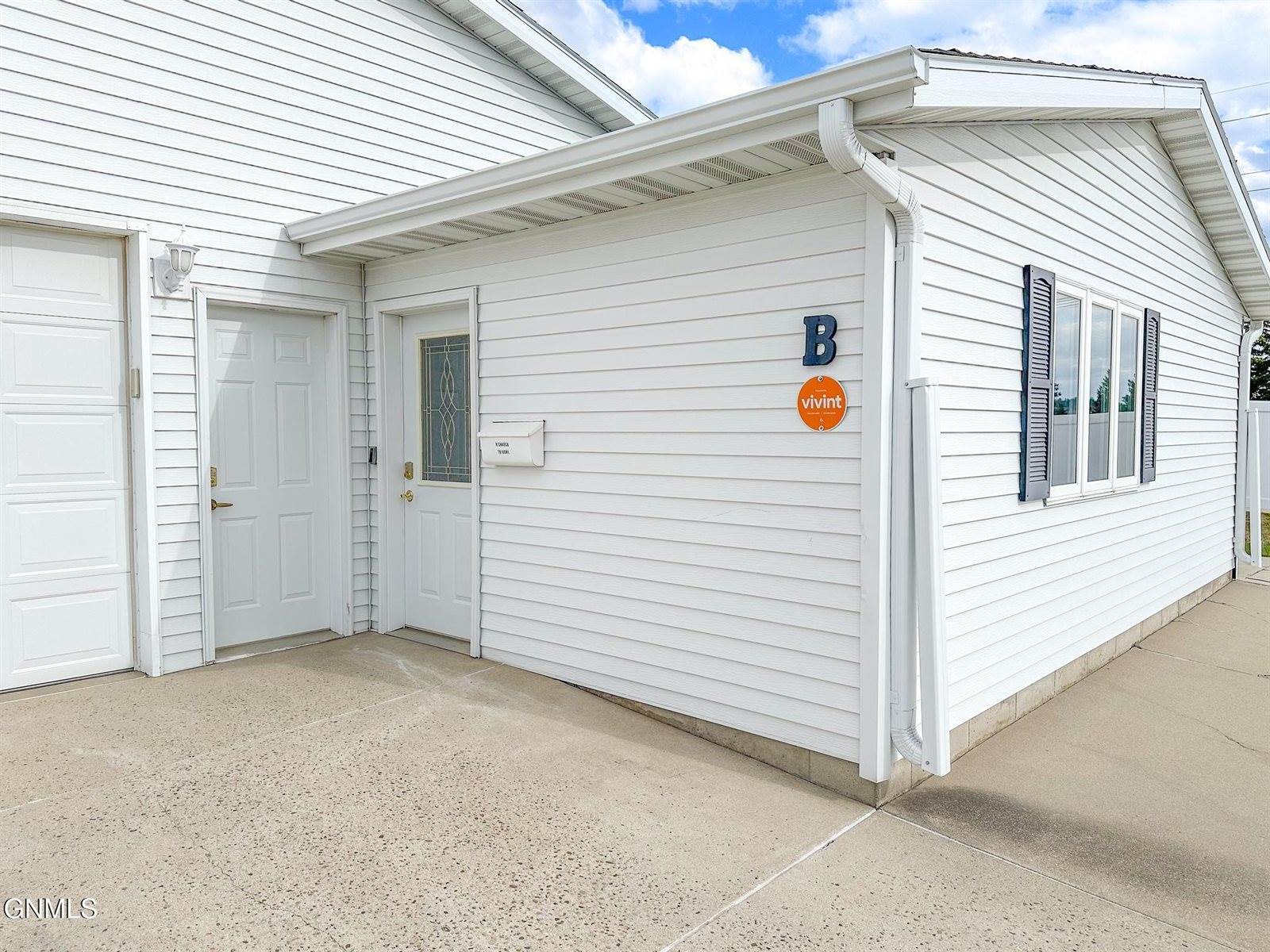 3015 Colorado Drive, Bismarck, ND 58503