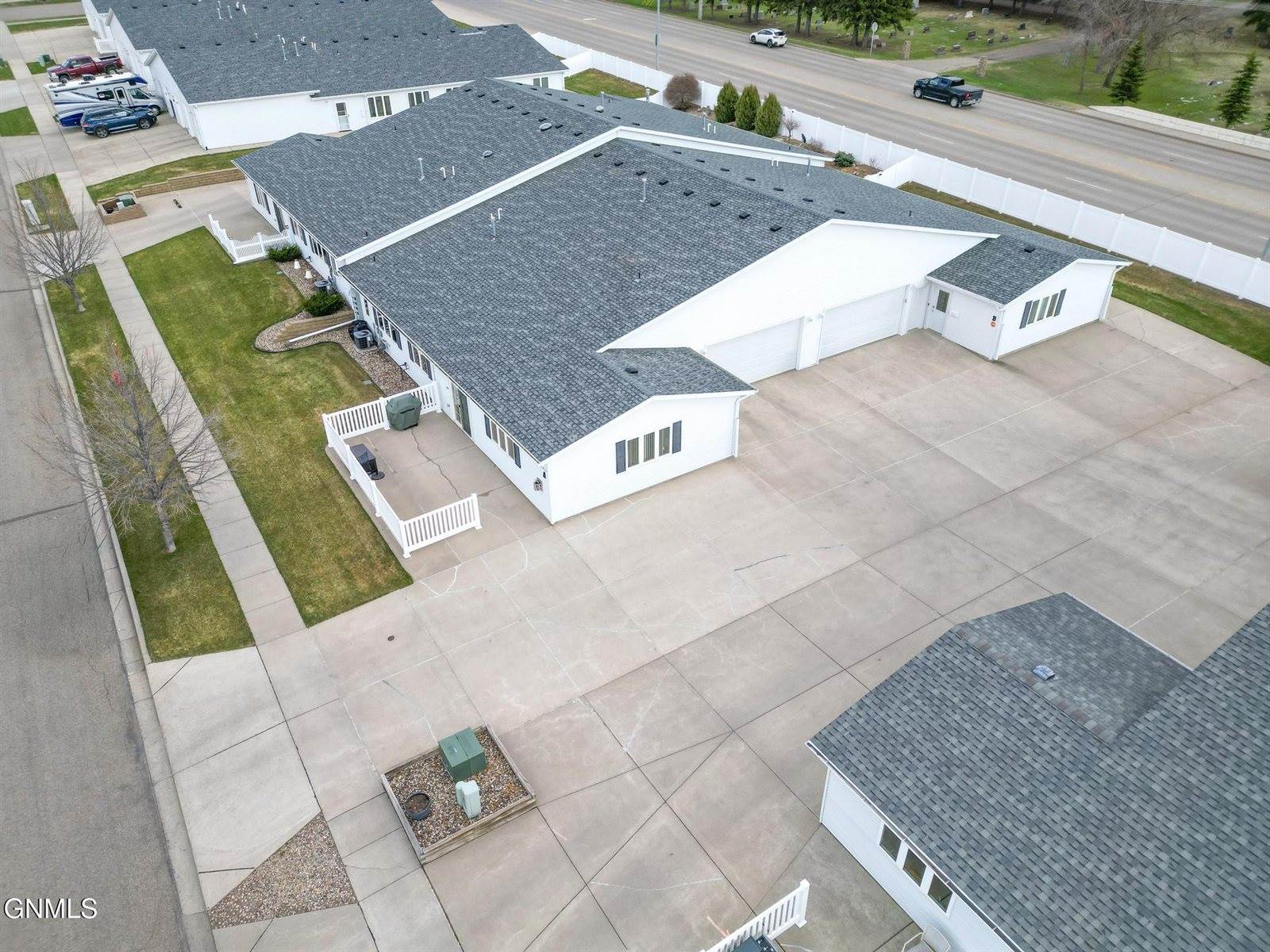 3015 Colorado Drive, Bismarck, ND 58503