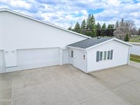 3015 Colorado Drive, Bismarck, ND 58503