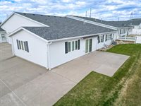 3015 Colorado Drive, Bismarck, ND 58503