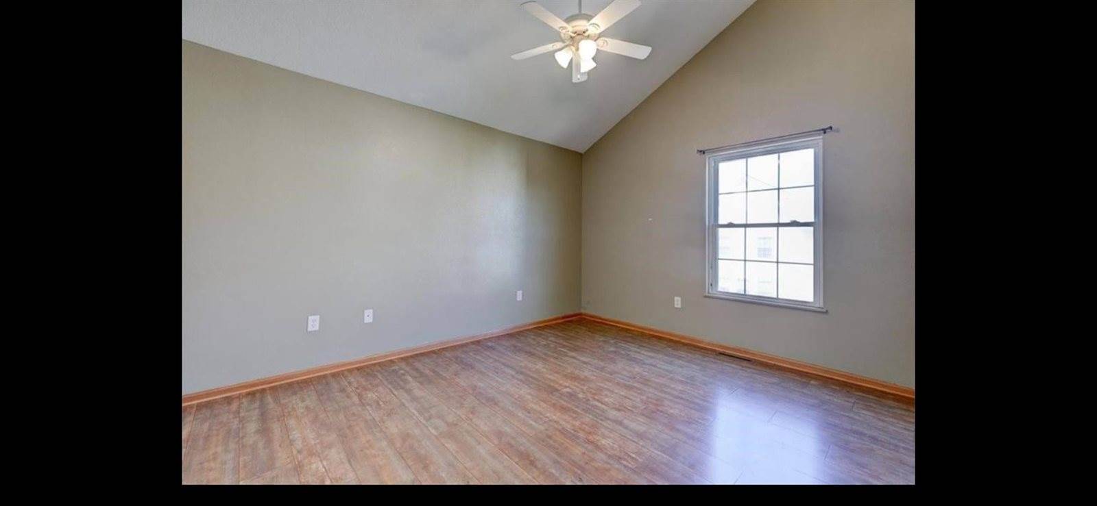 1062 10th Avenue NW, Altoona, IA 50009