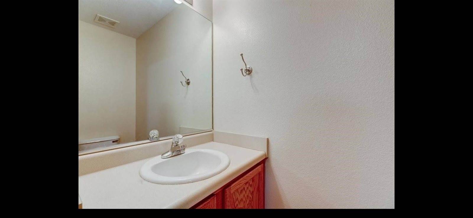 1062 10th Avenue NW, Altoona, IA 50009