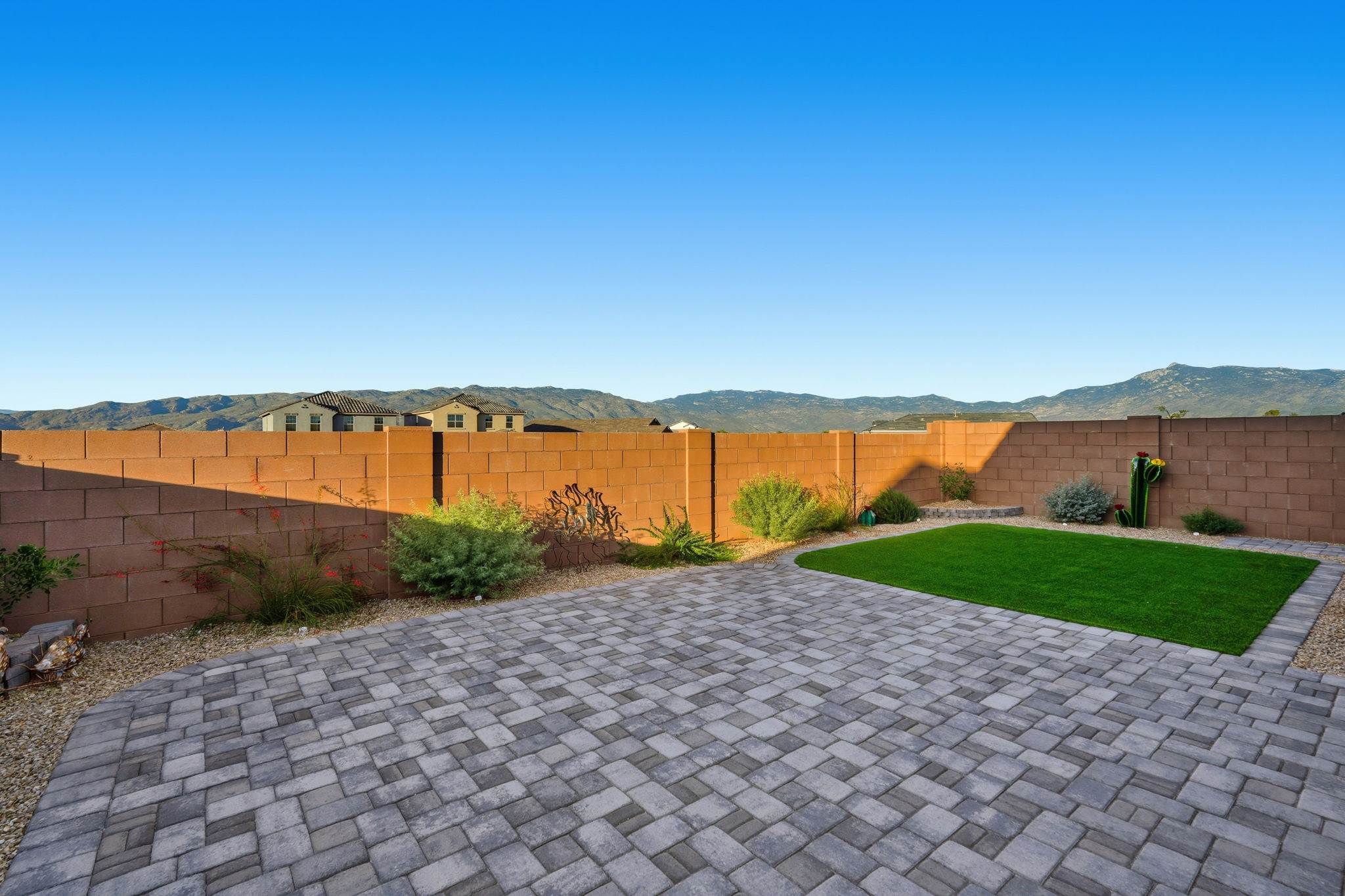 14013 E Crotalus Way, Tucson, AZ 85641