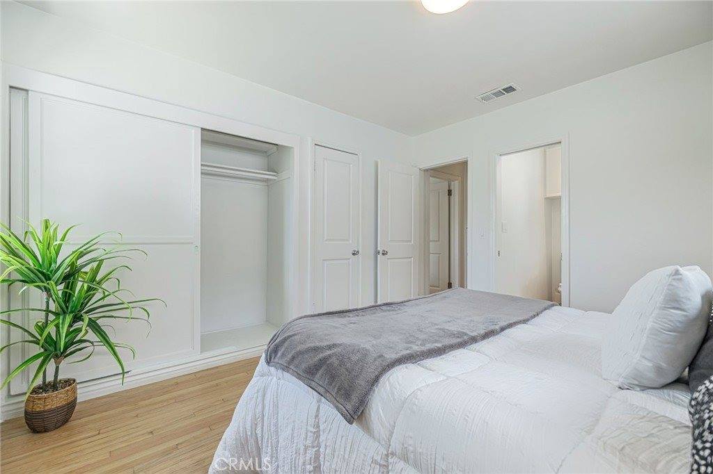 6454 Baird, Reseda, CA 91335