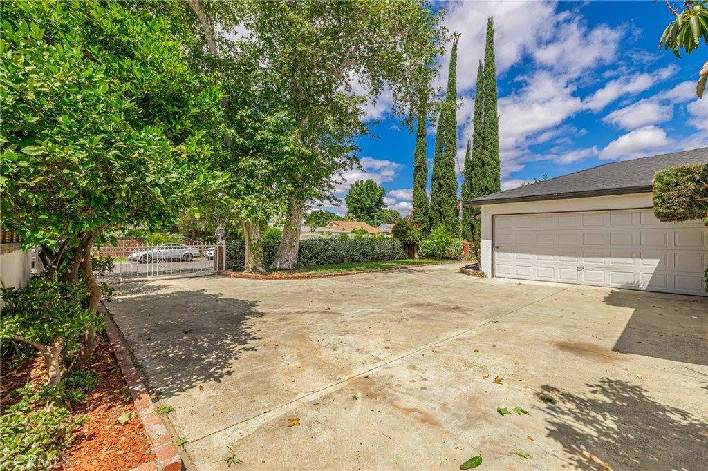 6454 Baird, Reseda, CA 91335