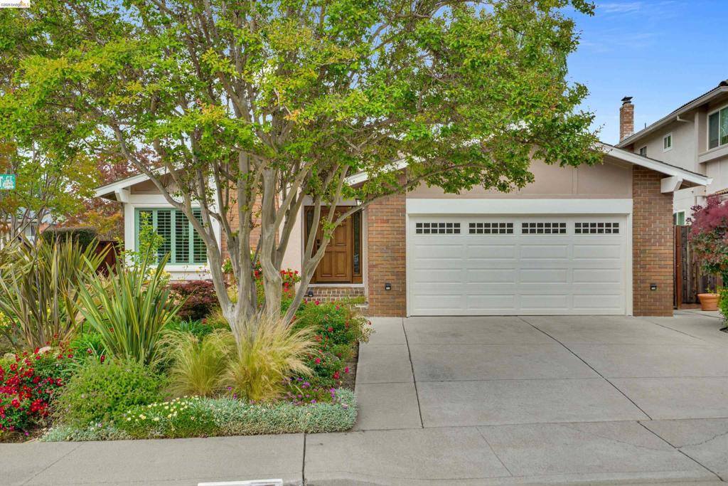 5001 Saint Garrett Ct, Concord, CA 94521