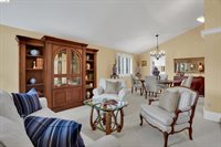 5001 Saint Garrett Ct, Concord, CA 94521