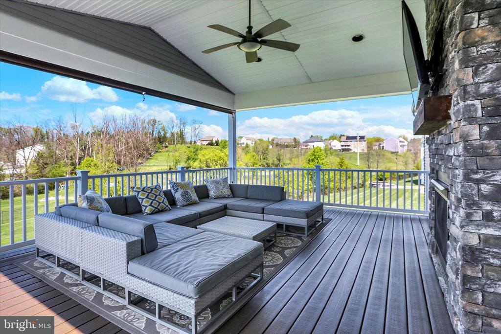 102 Memorial Drive, Harrisburg, PA 17112
