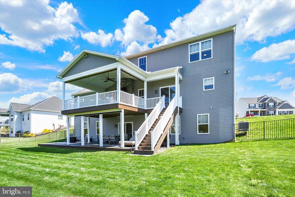 102 Memorial Drive, Harrisburg, PA 17112