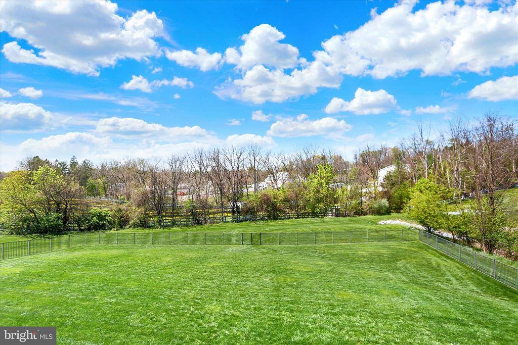 102 Memorial Drive, Harrisburg, PA 17112