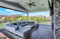 102 Memorial Drive, Harrisburg, PA 17112