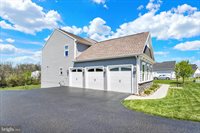 102 Memorial Drive, Harrisburg, PA 17112