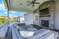 102 Memorial Drive, Harrisburg, PA 17112