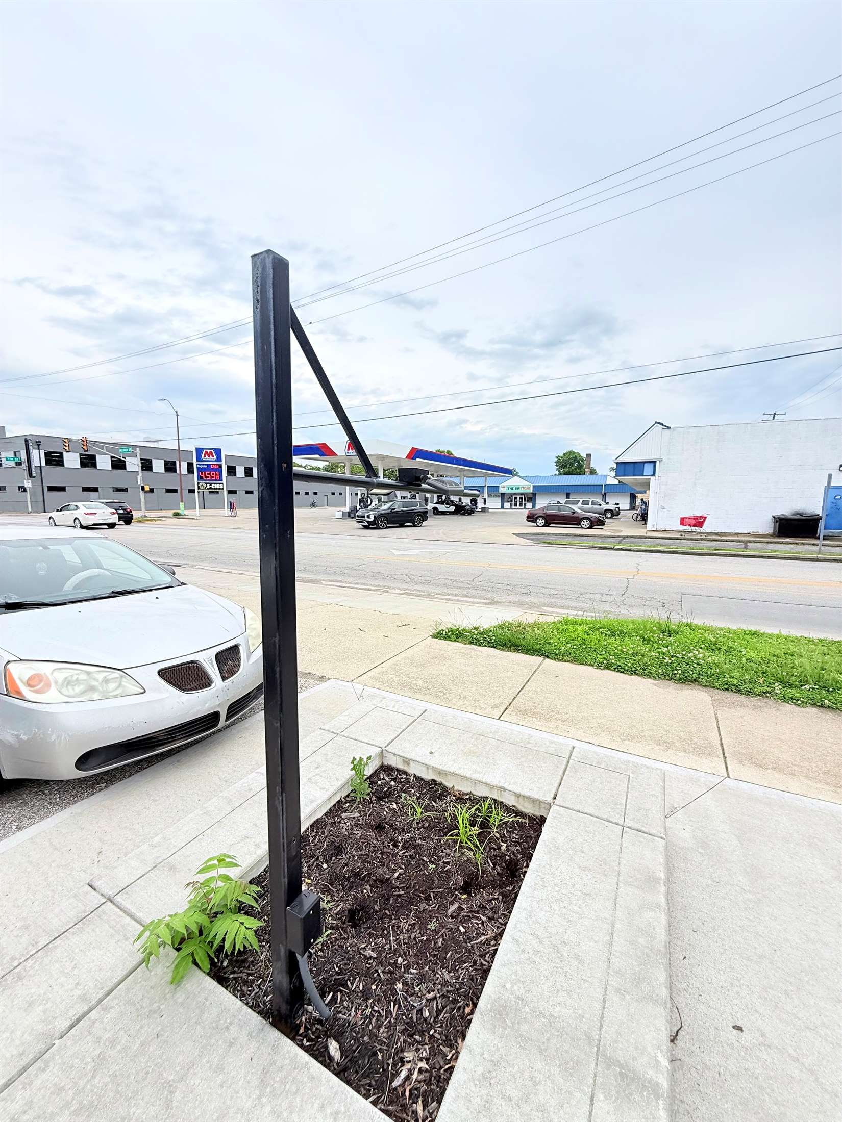 668 Hulman St, Terre Haute, IN 47802