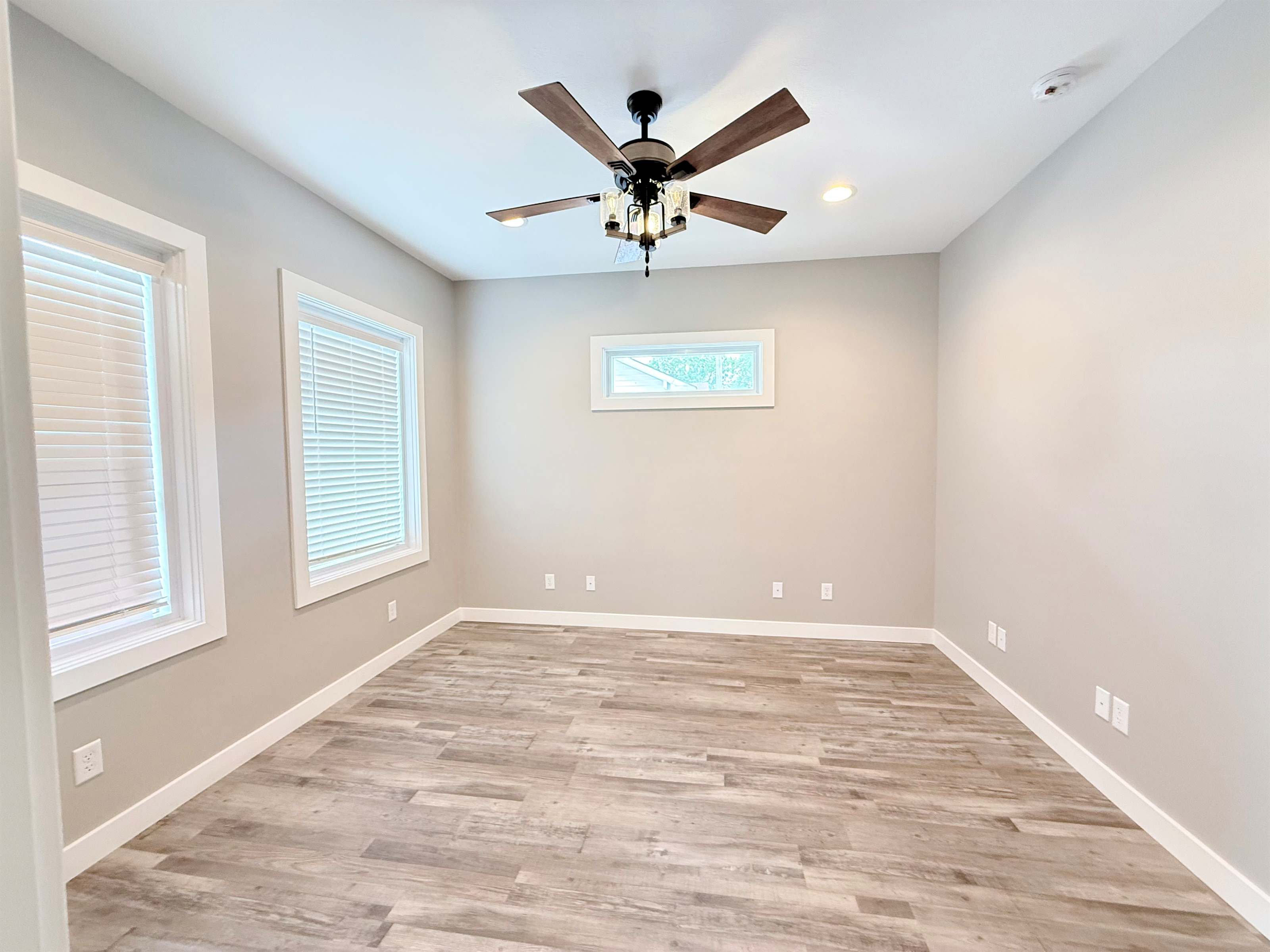 668 Hulman St, Terre Haute, IN 47802