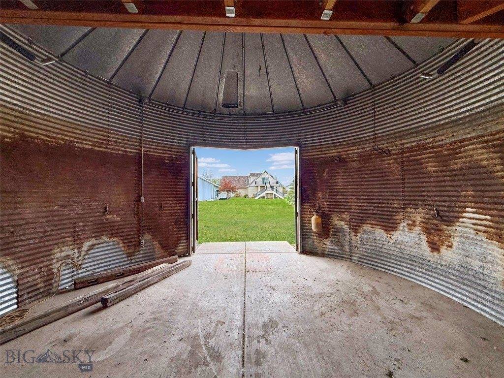 395 Parker Drive, Belgrade, MT 59714
