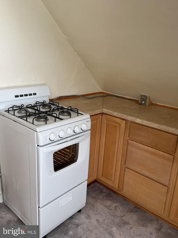 6036 Edmondson Avenue, Baltimore, MD 21228
