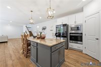 Listing Photo 11