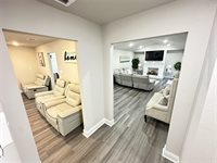 203 South 5th Street, Highlands, TX 77562