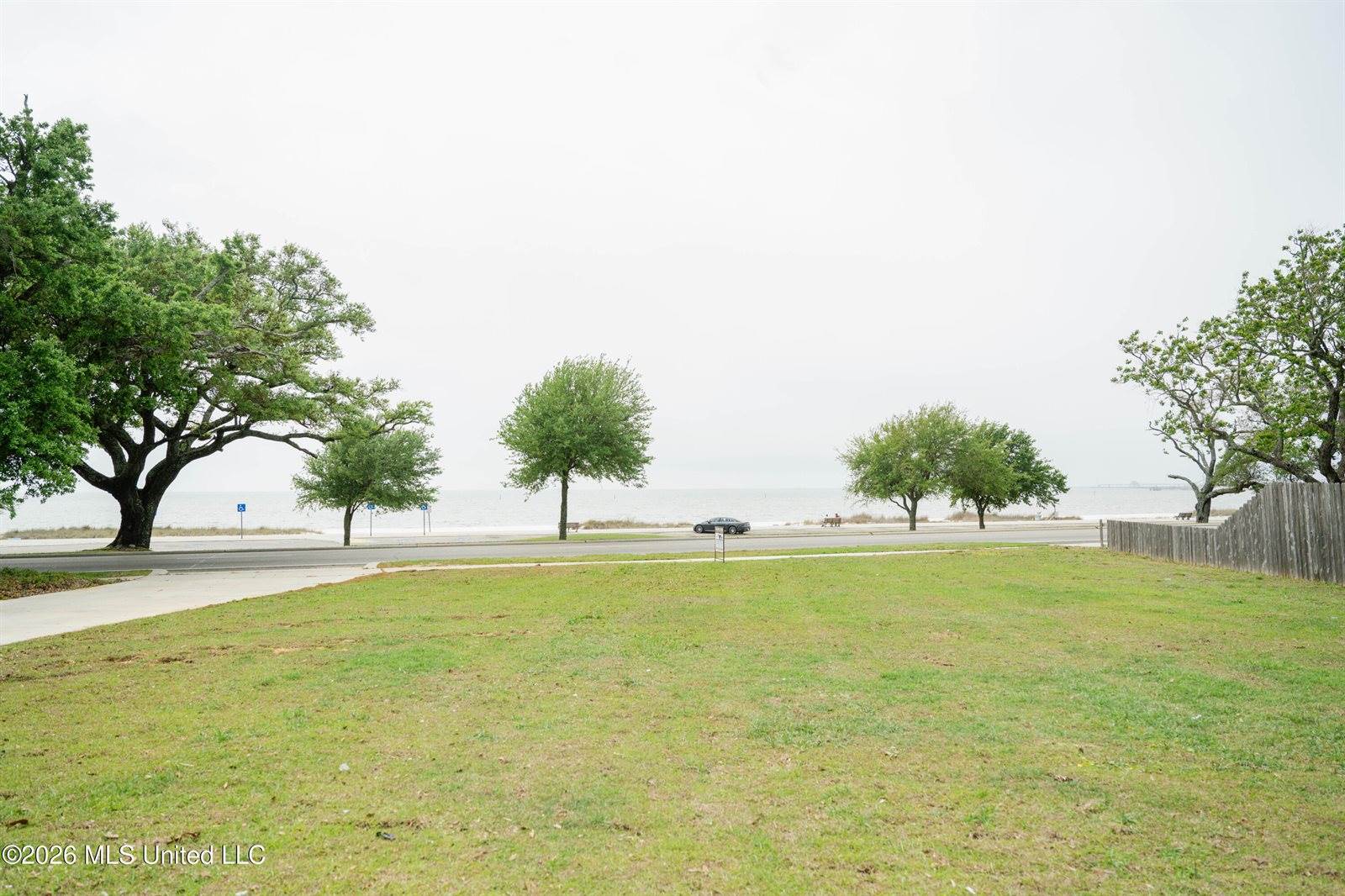 1416 East Beach Boulevard, Gulfport, MS 39501