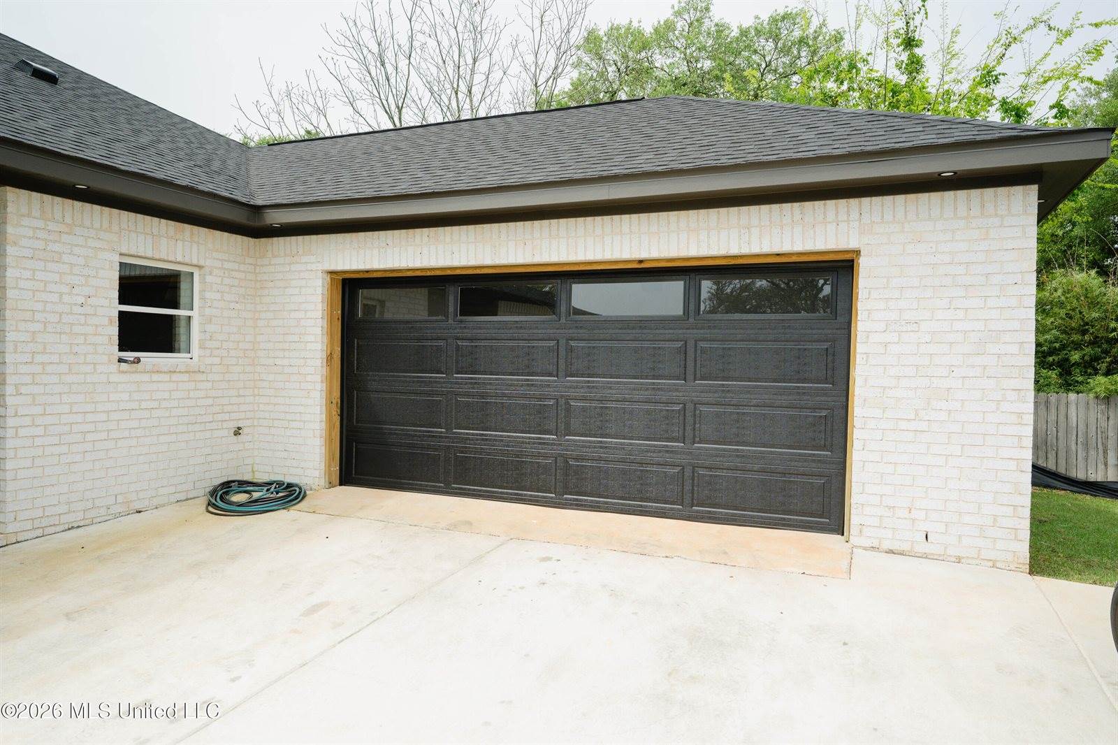 1416 East Beach Boulevard, Gulfport, MS 39501