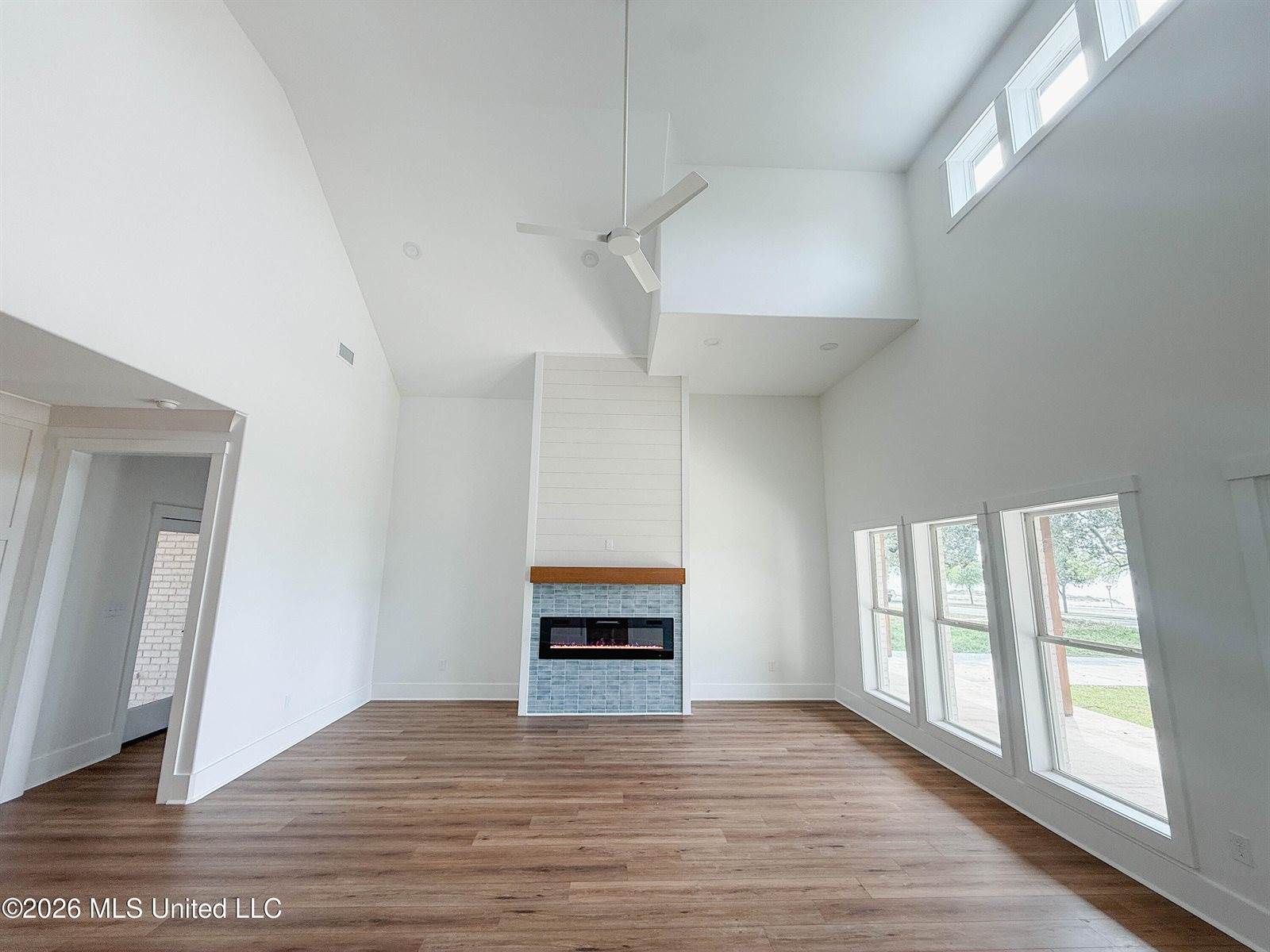 1416 East Beach Boulevard, Gulfport, MS 39501