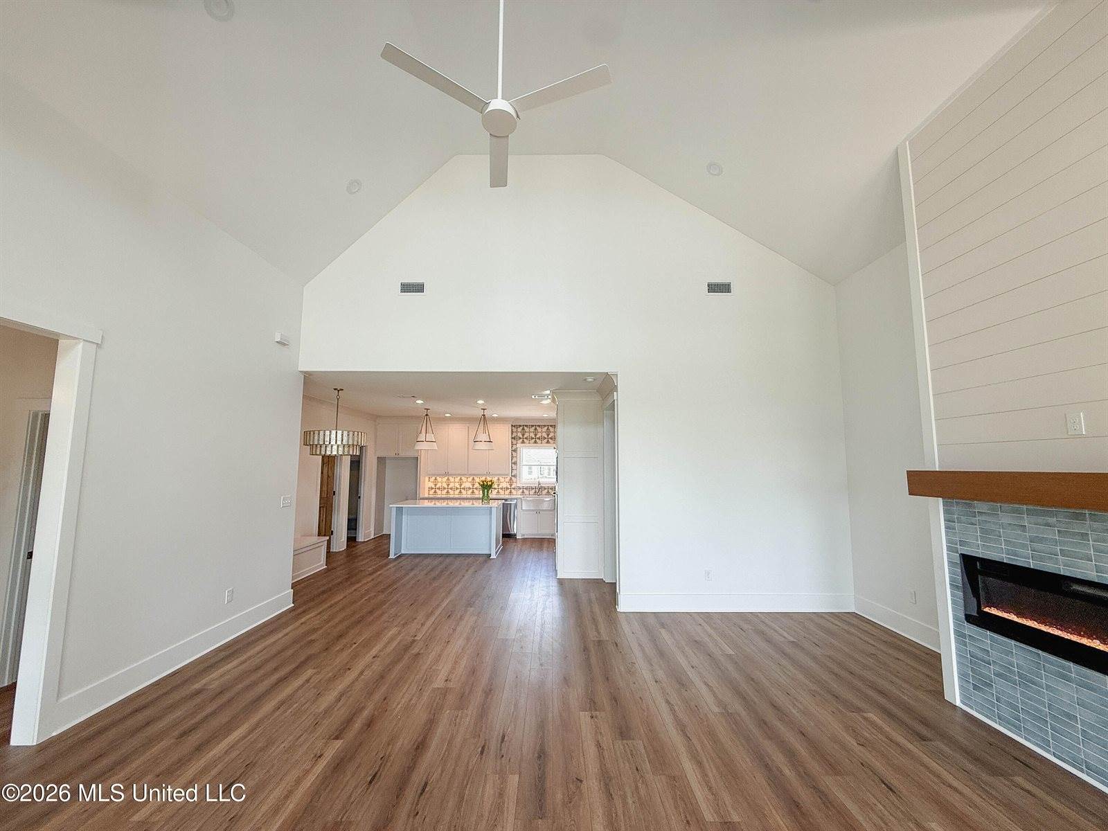 1416 East Beach Boulevard, Gulfport, MS 39501