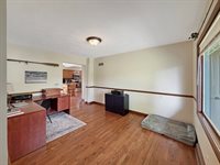 2711 Royal Oaks Drive, Freeport, IL 61032