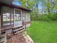 1305 South Prairie Avenue, Freeport, IL 61032