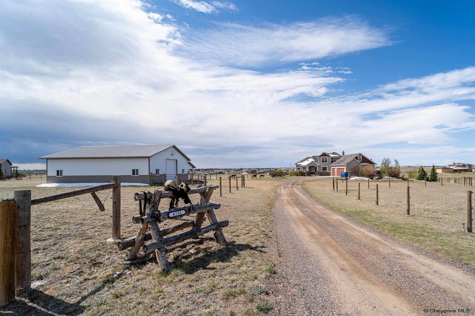 6701 Telluride Dr, Cheyenne, WY 82009