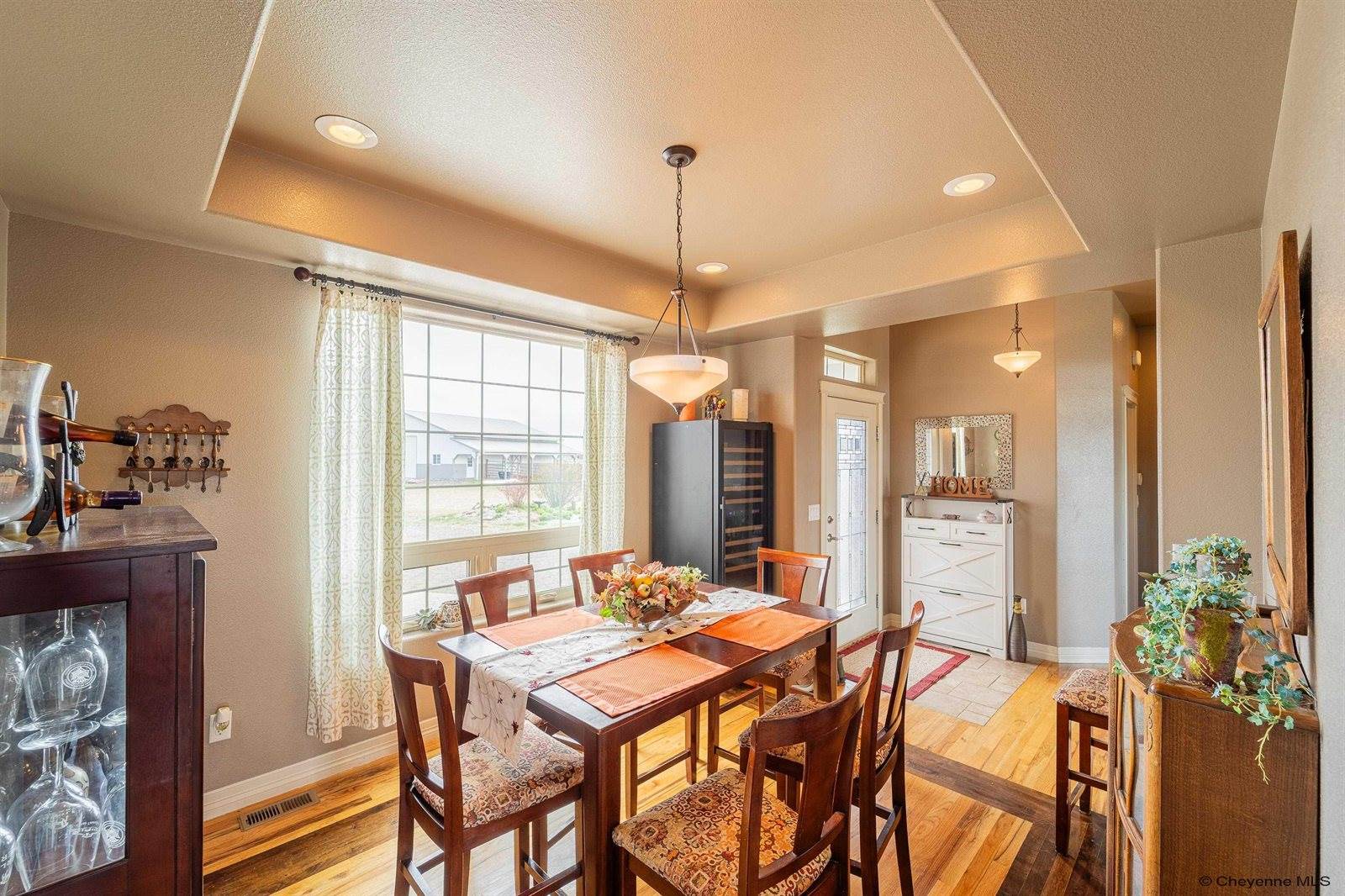 6701 Telluride Dr, Cheyenne, WY 82009