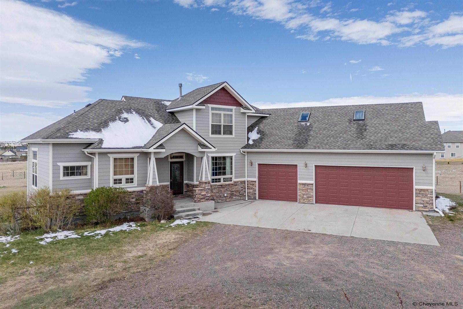 6701 Telluride Dr, Cheyenne, WY 82009