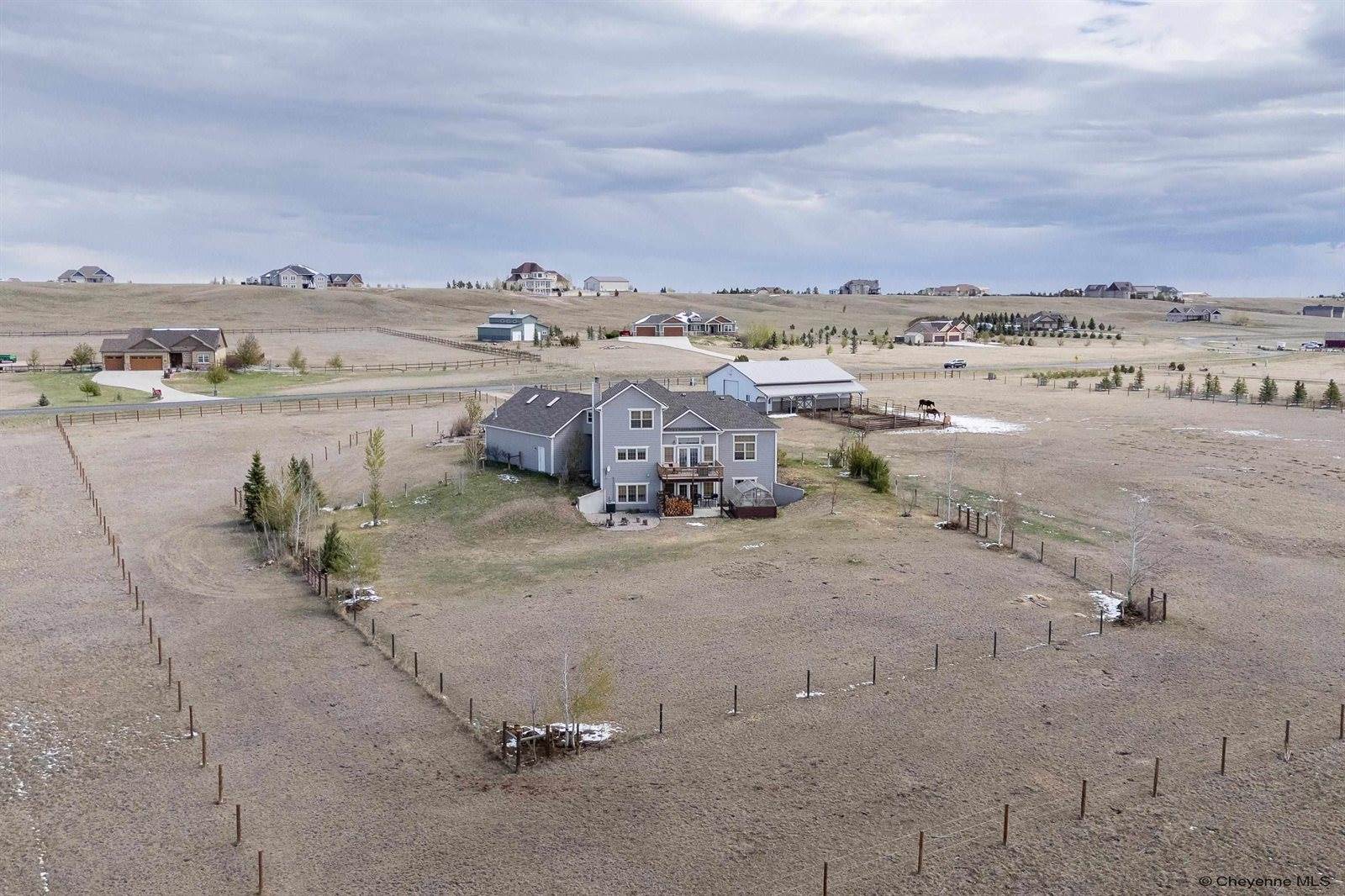 6701 Telluride Dr, Cheyenne, WY 82009