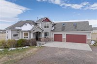 6701 Telluride Dr, Cheyenne, WY 82009
