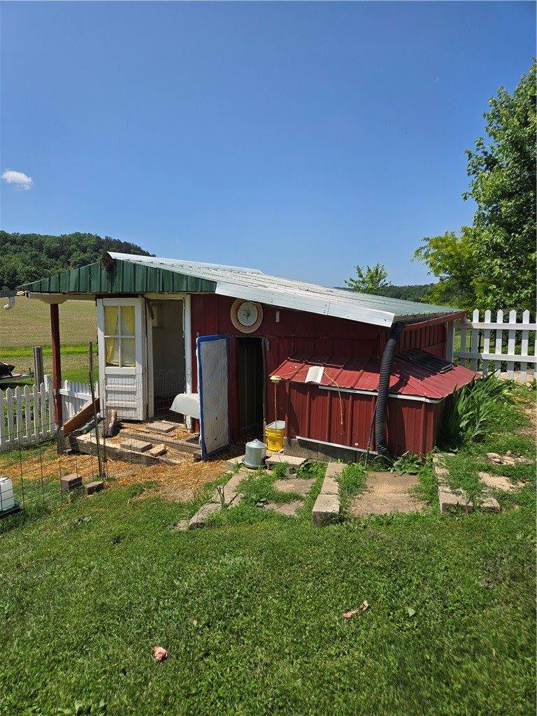 9283 Festival Avenue, Sparta, WI 54656