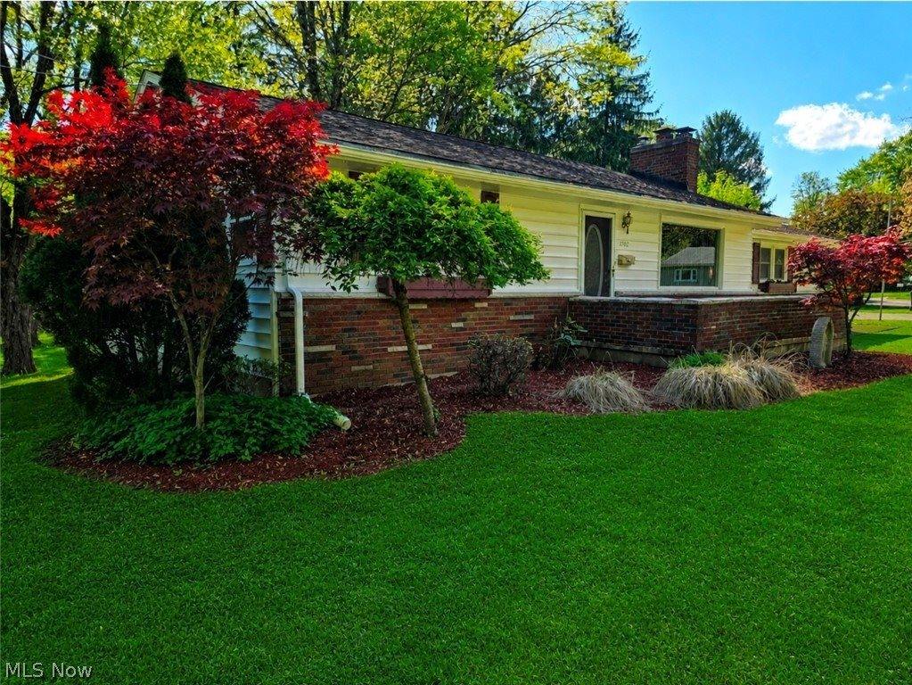 1702 Bears Den Road, Youngstown, OH 44511