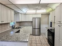 1702 Bears Den Road, Youngstown, OH 44511