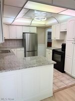 1702 Bears Den Road, Youngstown, OH 44511