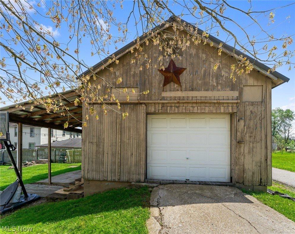 14092 Youngstown Pittsburgh Road, Petersburg, OH 44454