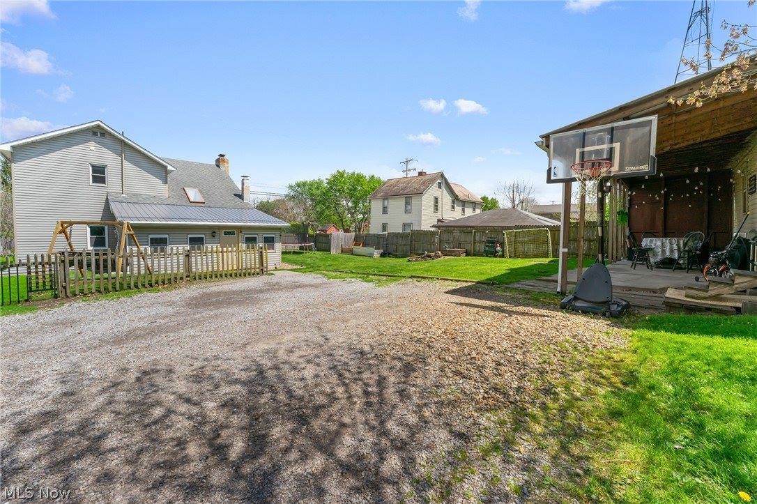 14092 Youngstown Pittsburgh Road, Petersburg, OH 44454