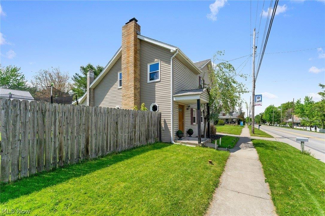 14092 Youngstown Pittsburgh Road, Petersburg, OH 44454
